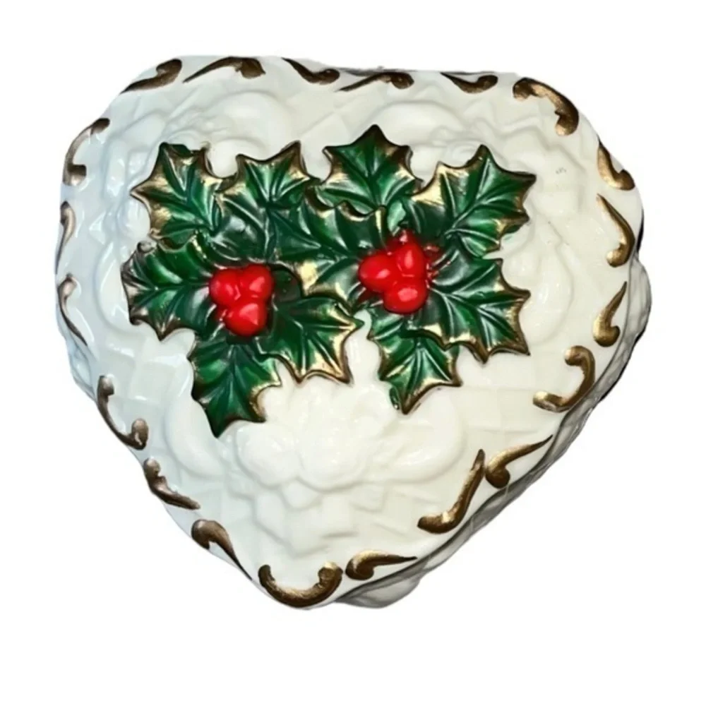 Heart Shaped Porcelain Christmas Poinsettia Trinket Box With Gold Trim